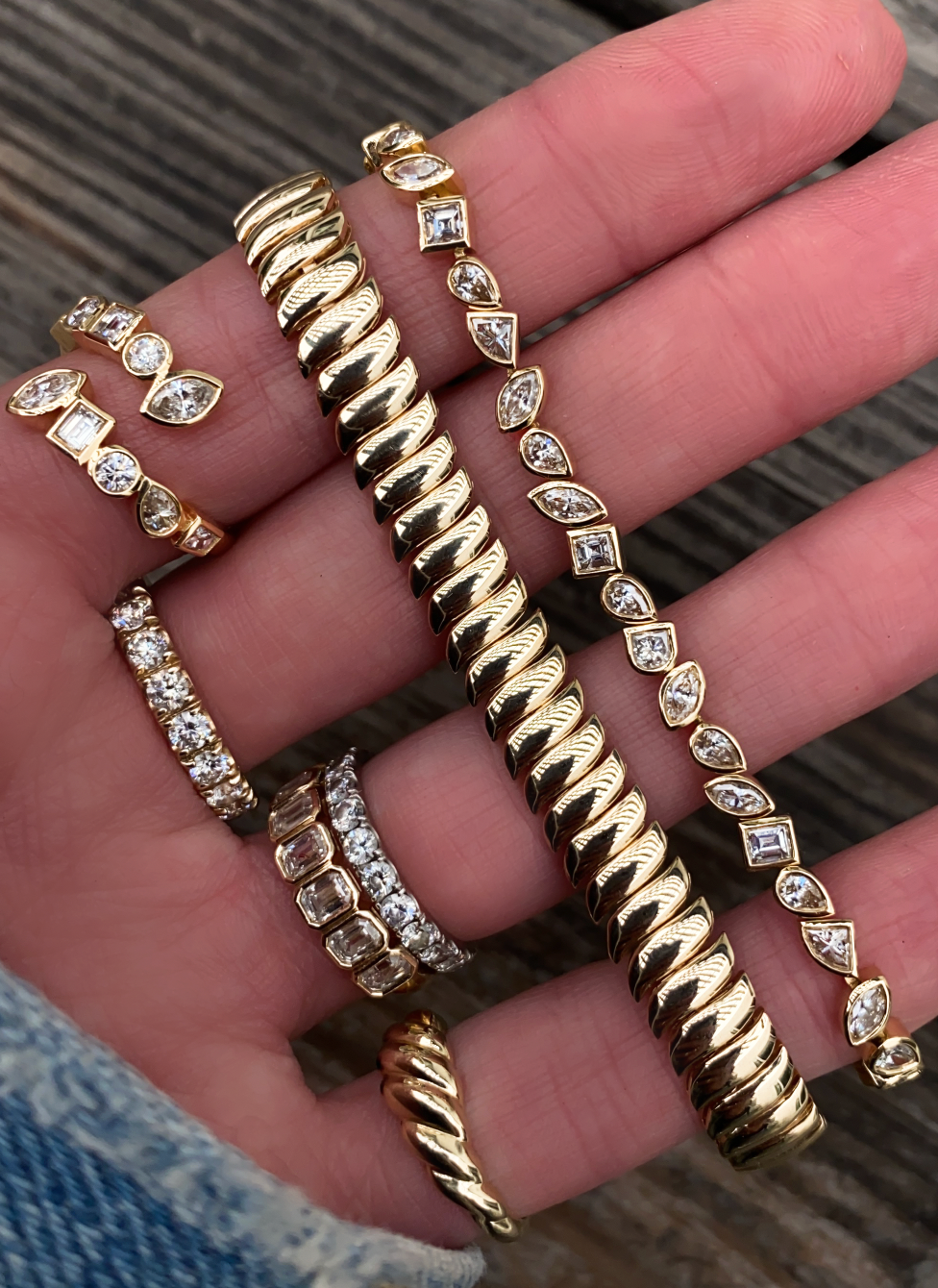 14kt gold mixed diamond cut bezel tennis bracelet